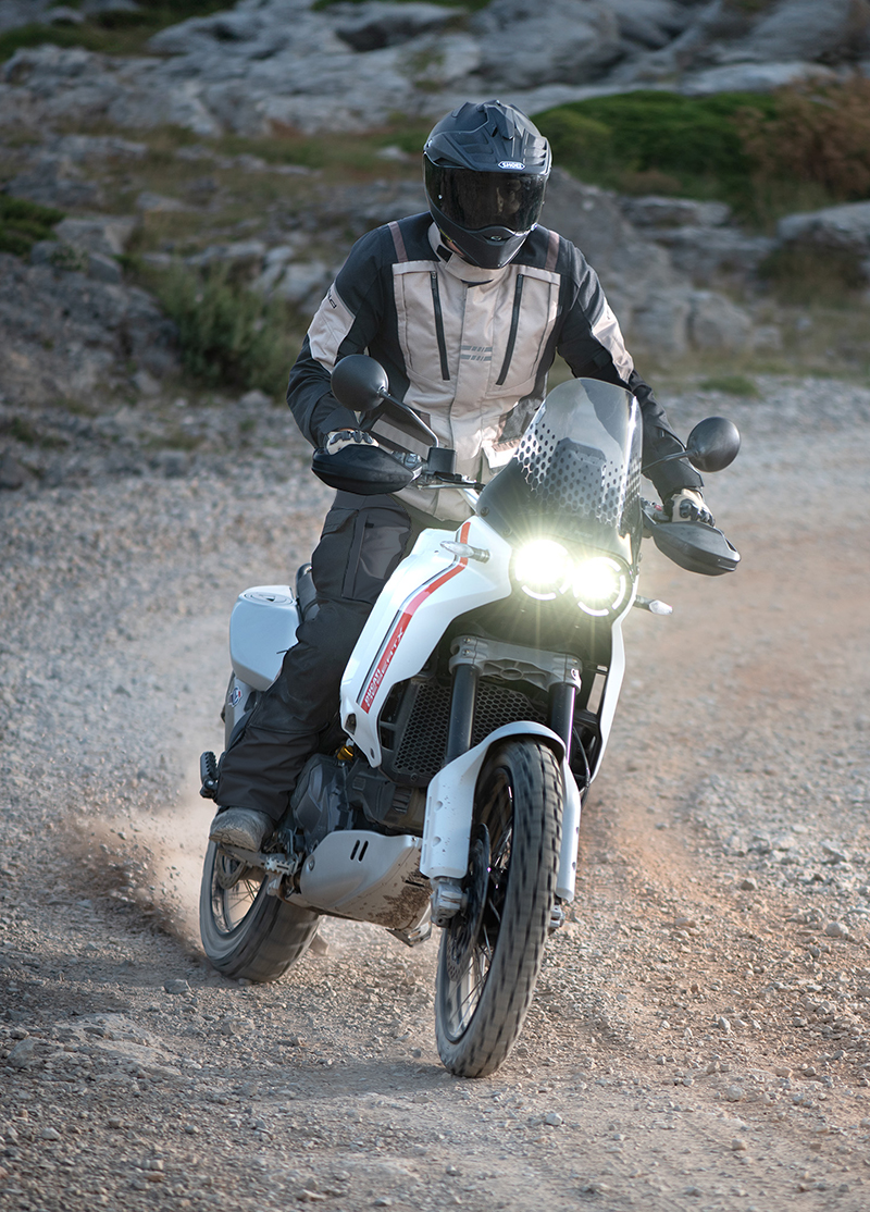 Held Hakuna Matata jacket lifestyle 3